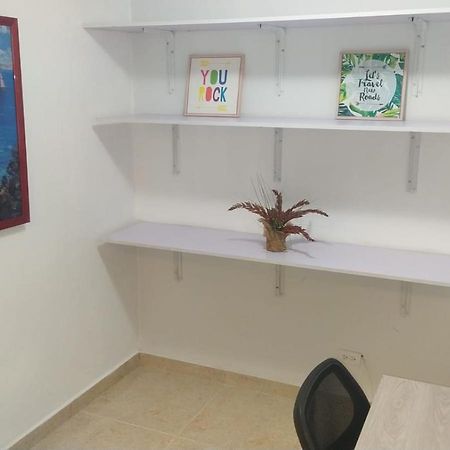 International House Co-Living Hostel Меделин Екстериор снимка