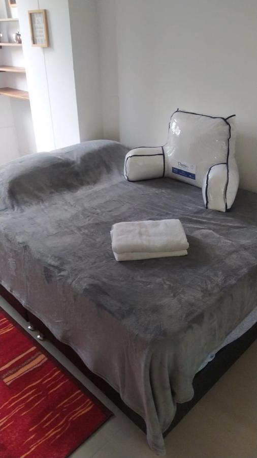International House Co-Living Hostel Меделин Екстериор снимка
