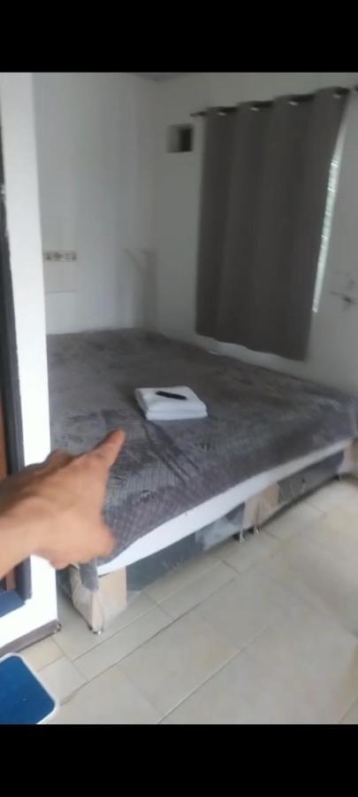 International House Co-Living Hostel Меделин Екстериор снимка